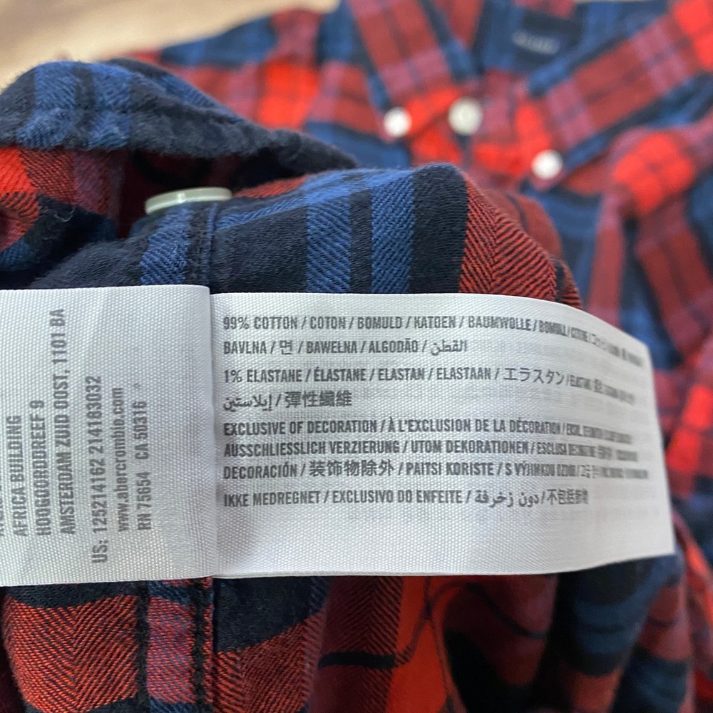 Abercrombie & Fitch Flannel Shirt Small Plaid Cotton Relaxed Fit Red Blue - Picture 6 of 7